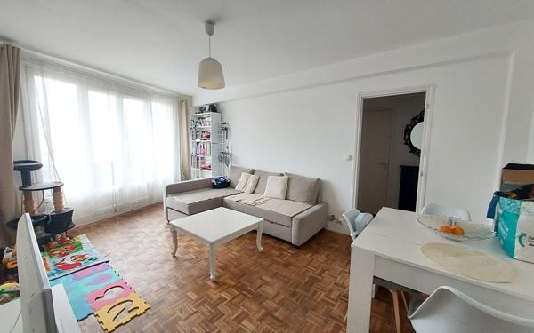 Appartement à vendre    2 pièces • 45,09 m2 Villemomble