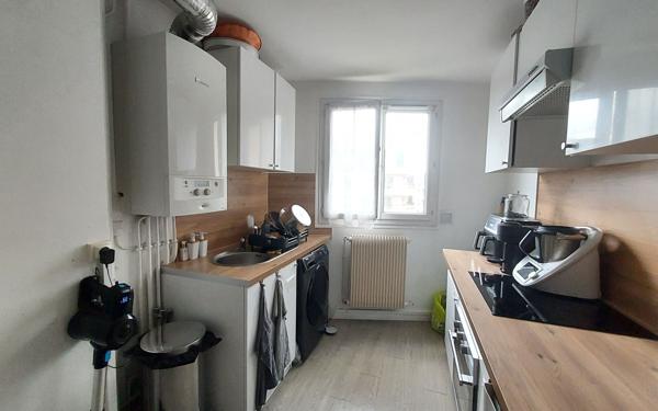 Appartement à vendre    2 pièces • 45,09 m2 Villemomble
