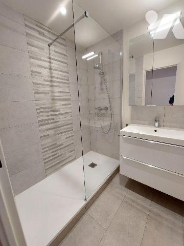 Appartement 4 pièces 92 m² RENNES, T4 - RENNES COLOMBIER - Centre ville - Dans immeuble avec as...