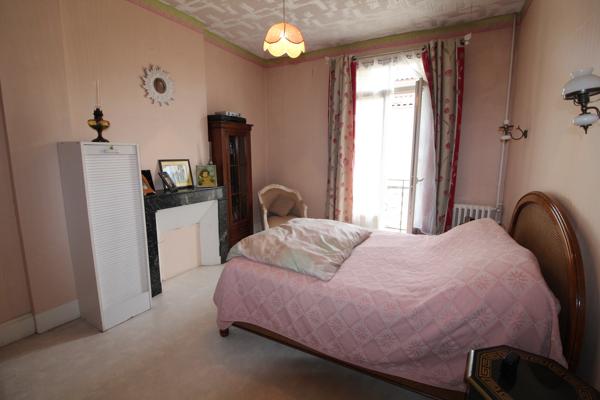 Immeuble à vendre à BEAUMONTOIS EN PERIGORD (24440) - Dordogne