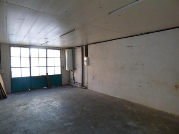 Immeuble avec 2 T2 de 65 m², cour intérieure, garage