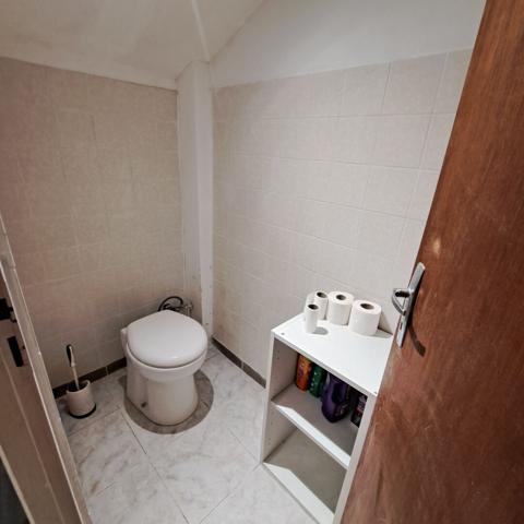 A VENDRE MAISON DE VILLE AVEC GARAGE ET JARDIN