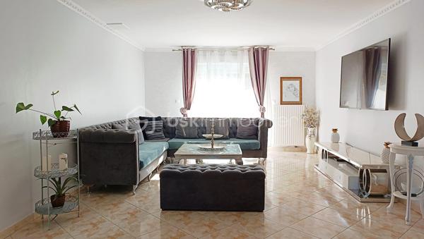 Maison traditionnelle de 312 m²