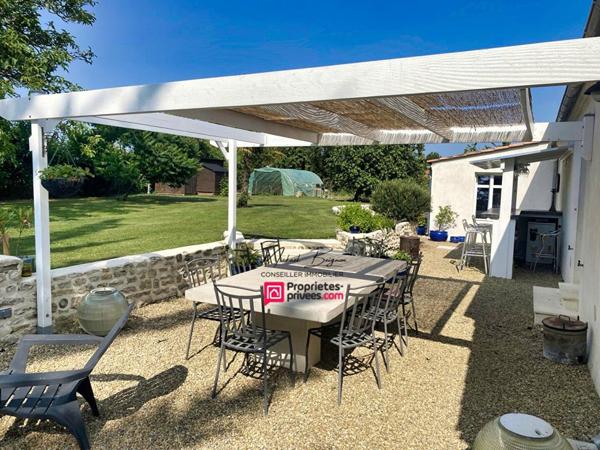 Maison + gîte Longeville Sur Mer 8 pièce(s) 197 m2