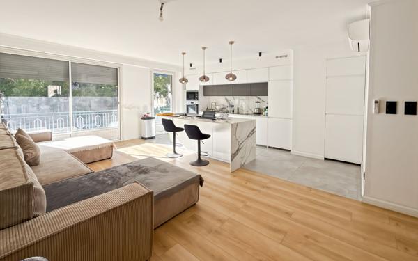 Appartement à vendre    3 pièces • 85 m2 Nice