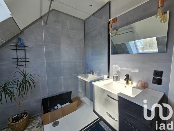 Maison 6 pièces de 133 m² à Évry-Grégy-sur-Yerre (77166)