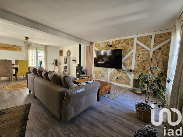 Maison 6 pièces de 133 m² à Évry-Grégy-sur-Yerre (77166)