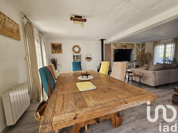 Maison 6 pièces de 133 m² à Évry-Grégy-sur-Yerre (77166)