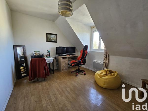 Maison 6 pièces de 133 m² à Évry-Grégy-sur-Yerre (77166)