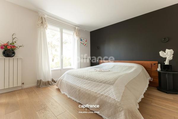 SUPERBE PROPRIÉTÉ AVEC PISCINE INTÉREIEUR À 5 MINUTES DU MANS !