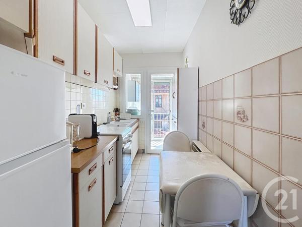 Appartement T3 à vendre  3 pièces - 64,91 m2 ST RAPHAEL - 83