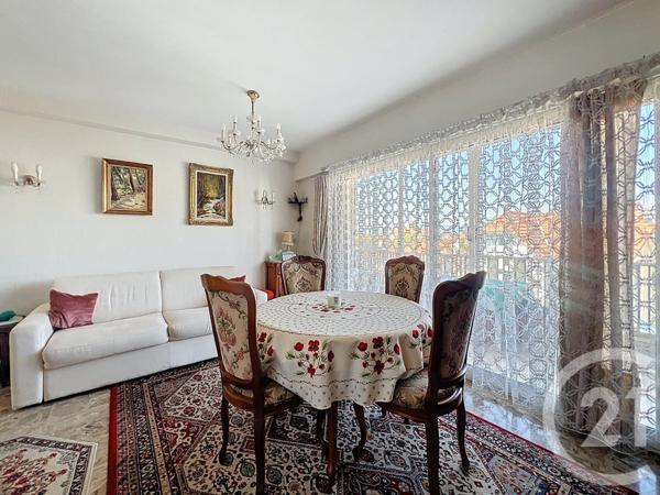 Appartement T3 à vendre  3 pièces - 64,91 m2 ST RAPHAEL - 83