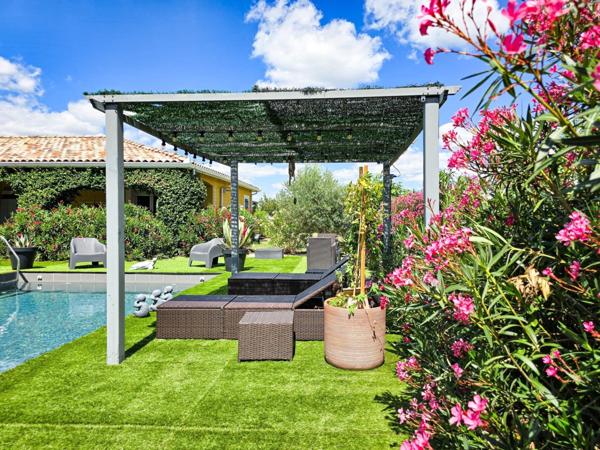 Maison 150m2 - 5 pièces - 4 chambres - piscine