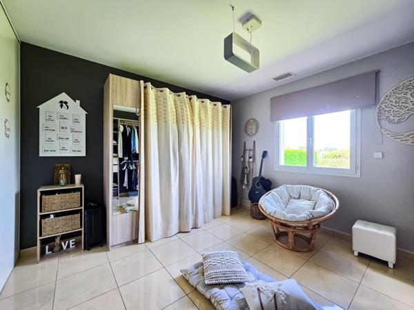 Maison 150m2 - 5 pièces - 4 chambres - piscine