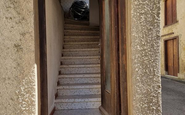 Maison à vendre    2 pièces •  La Digne-d'Amont