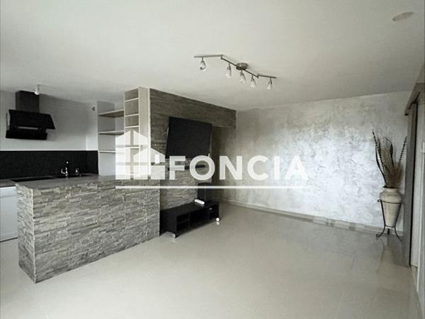Location Appartement 3 pièces 57.7 m² - 24 A&B RUE DE MOLINA Saint.etienne 42000