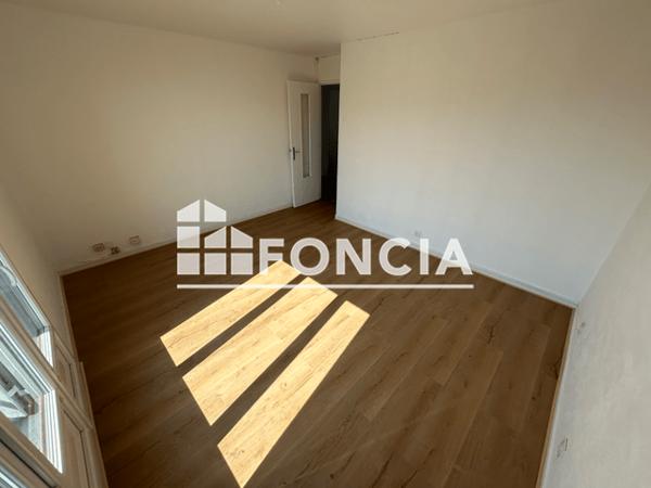 Location Appartement 3 pièces 56 m² - STALINGRAD LES GRANGES Grenoble 38000