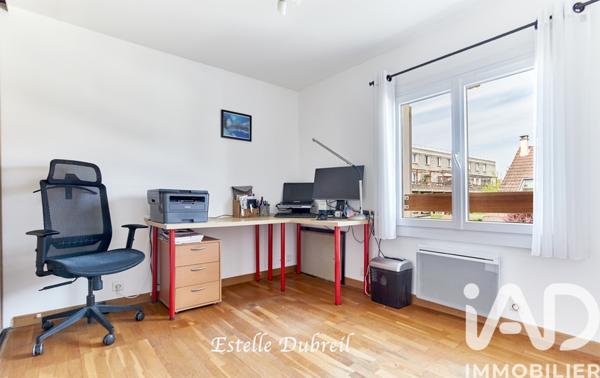 Maison à vendre 5 pièces 103 m² Montigny-le-Bretonneux