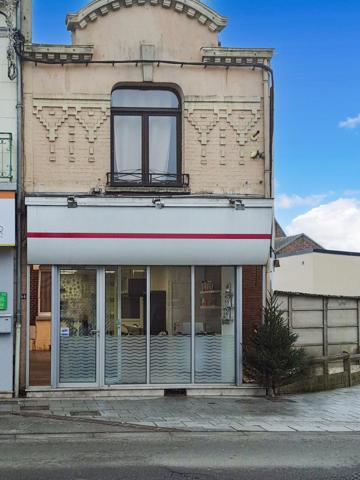 Immeuble et son local commercial