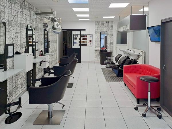 Immeuble et son local commercial