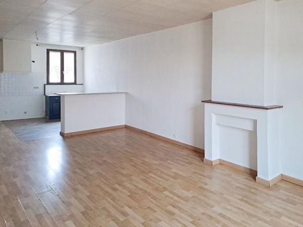 Immeuble et son local commercial