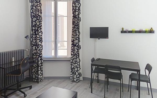 Appartement à vendre    1 pièce • 24,47 m2 Vichy