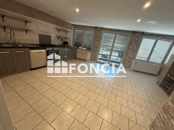 Location Appartement 4 pièces 78 m² - 13 QUAI ANATOLE FRANCE Vienne 38200