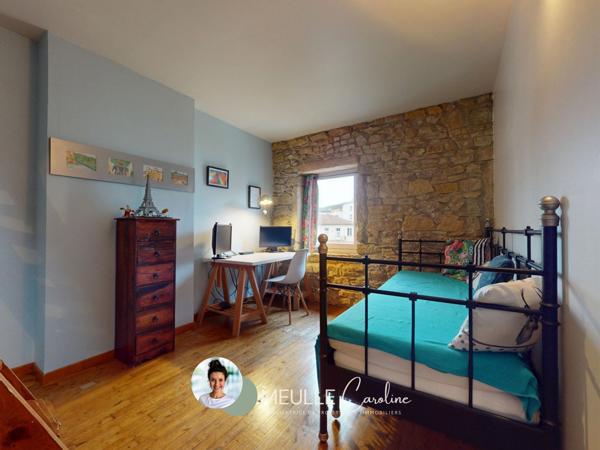 Appartement 4 pièces - 97 m² Bien prestige