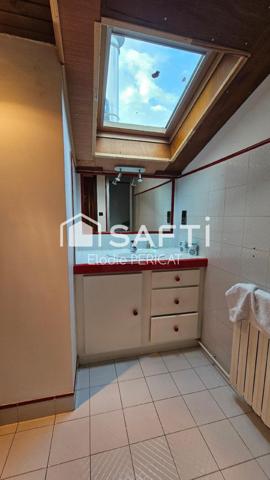 Maison familiale avec piscine et garage
