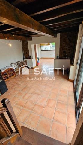 Maison familiale avec piscine et garage
