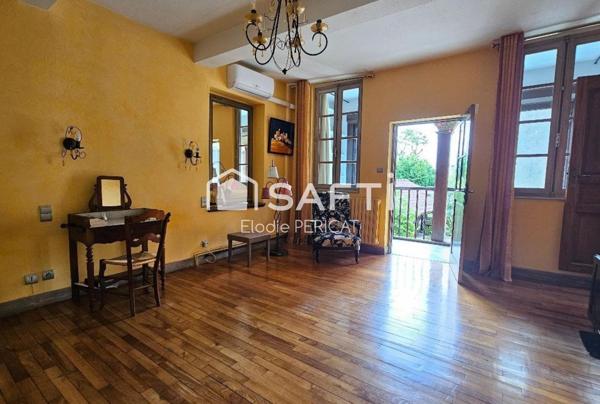 Maison familiale avec piscine et garage