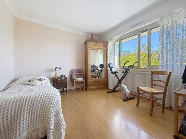 Appartement à vendre 5 pièces GEX (01)