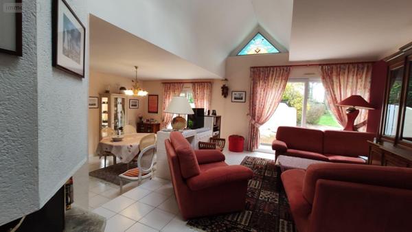 Maison individuelle à vendre à Camors dans le Morbihan (56330), ref : 065/1762   
Campagne