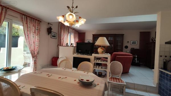 Maison individuelle à vendre à Camors dans le Morbihan (56330), ref : 065/1762   
Campagne