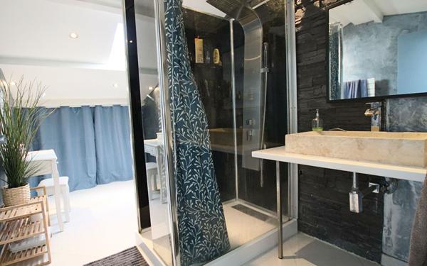 Maison à vendre    3 pièces •  Marseille 11