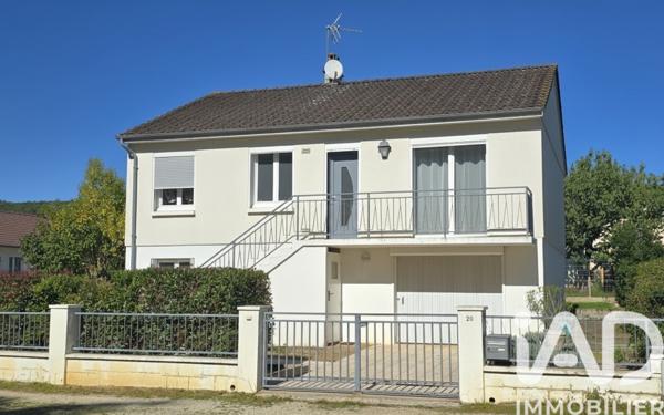 Maison à vendre 4 pièces 76 m² Saint-Amand-Montrond