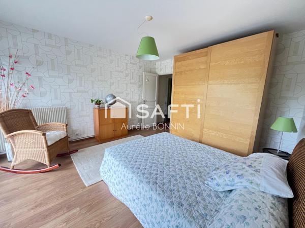 Talence Roustaing exclusivité Superbe 2 pièces de 54m² à proximité du tram avec parking privatif