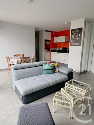 Appartement F4 à vendre  4 pièces - 84 m 2   ST PRIEST  - 69
