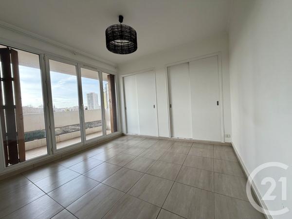 Appartement F2 à vendre  2 pièces - 55,60 m2 TOULON - 83