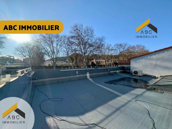 Orange (84100) LOCAL PROFESSIONNEL / COMMERCIAL DE 376 M2 SUR ORANGE