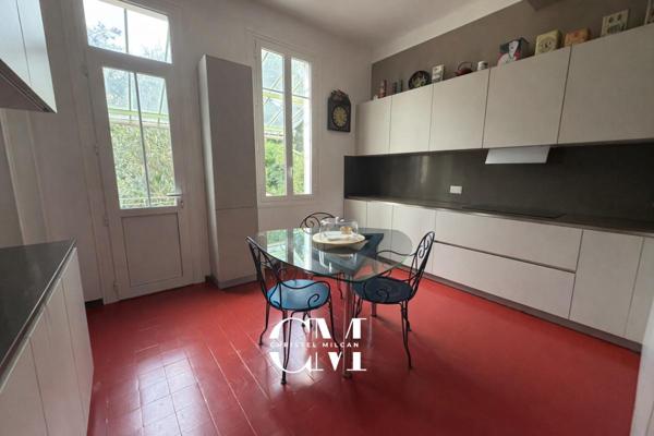 Immeuble ART DÉCO 260 m² 2 garages, jardin