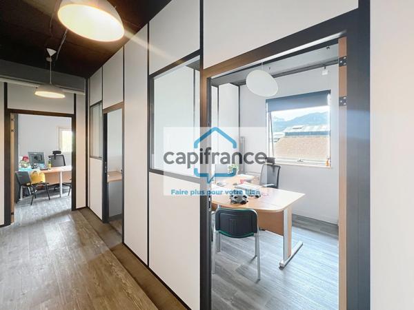 Local/bureau à vendre CHAMBERY (73) - 393 m² + 8 parking privés couverts