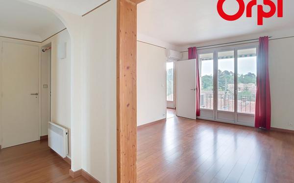 Appartement à vendre    3 pièces •  Le Pontet