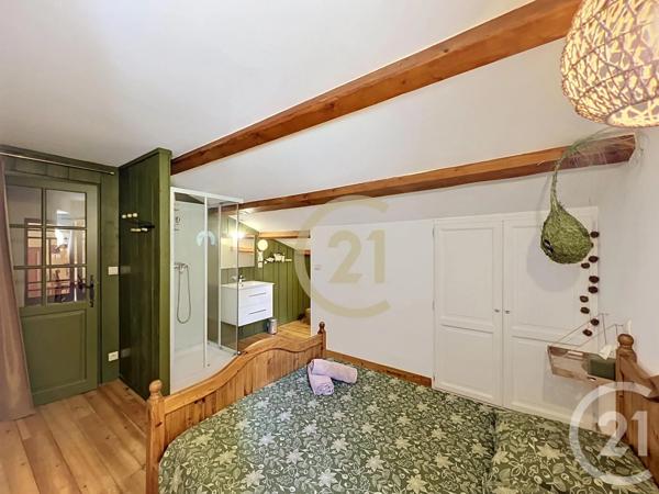 Maison à vendre  6 pièces - 208,74 m 2   UZES  - 30