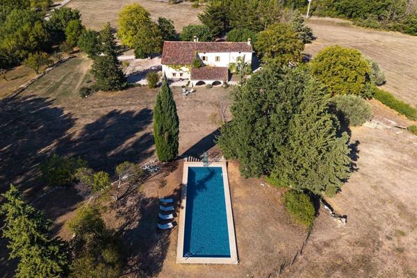 Vente Mas Tourrettes 10 Pièces 372 m²