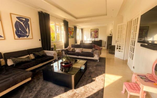 Maison à vendre    6 pièces • 171,51 m2 La Varenne - Saint-Maur-des-Fossés