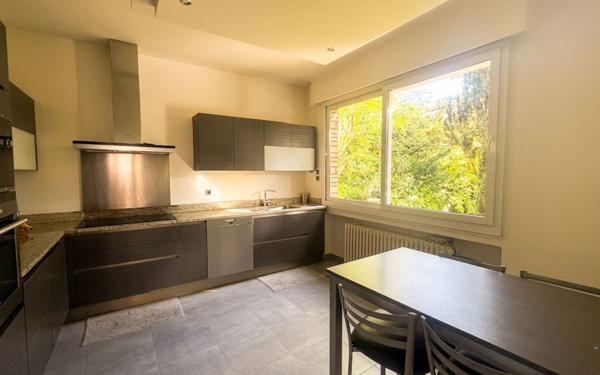 Maison à vendre    6 pièces • 171,51 m2 La Varenne - Saint-Maur-des-Fossés
