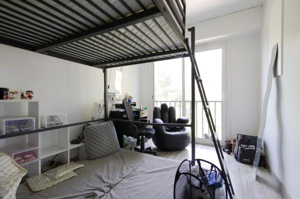 T3 Résidence standing avec piscine et tennis.