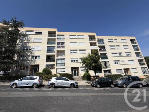 Appartement F3 à vendre  3 pièces - 61,42 m 2   SETE  - 34