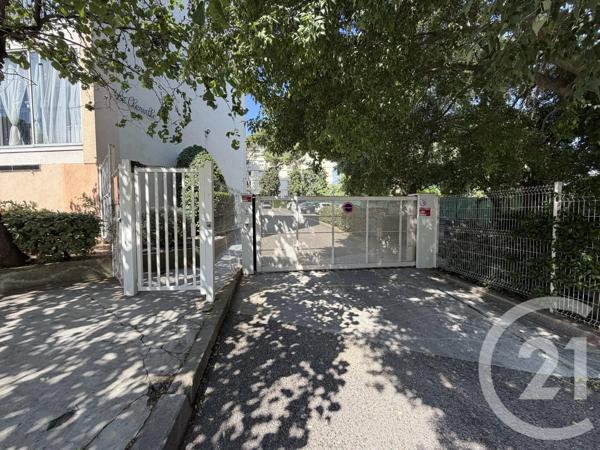 Appartement F3 à vendre  3 pièces - 61,42 m 2   SETE  - 34